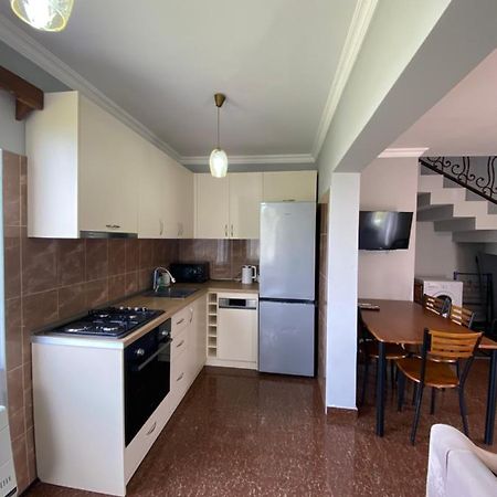 Дом на пляже Black sea House Кобулети Экстерьер фото